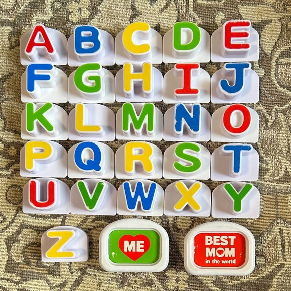 Leap Frog Tad’s Fridge Phonics Magnetic Learn Your Letters & Sounds Toy - Picture 3 of 8